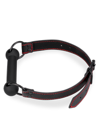 Charger l'image dans la galerie, Bâillon mors en silicone et similicuir