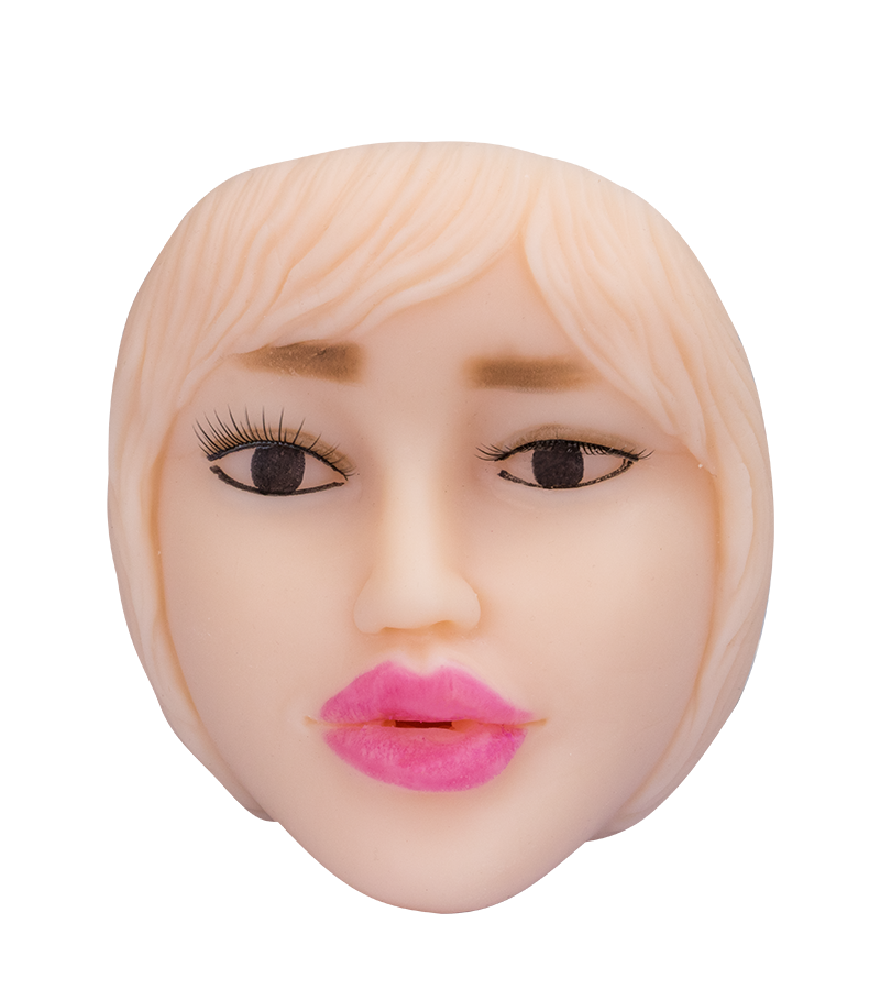 Bouche suceuse serrée pour fellation Natasha