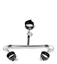 Charger l'image dans la galerie, Contrainte BDSM collier et poignets