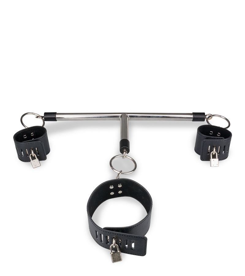 Contrainte BDSM collier et poignets