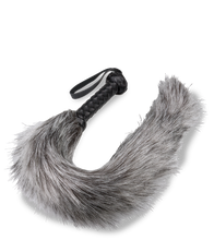 Charger l'image dans la galerie, Fouet queue de renard