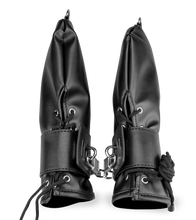 Charger l'image dans la galerie, Gants de contrainte en similicuir