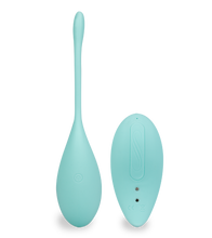 Charger l'image dans la galerie, Oeuf vibrant avec télécommande aspire clitoris Namasté