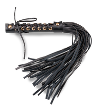 Charger l'image dans la galerie, Petit martinet à laçage