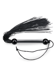 Charger l'image dans la galerie, Petit martinet à lanières en silicone Punisher
