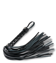 Charger l'image dans la galerie, Petit martinet BDSM Docility