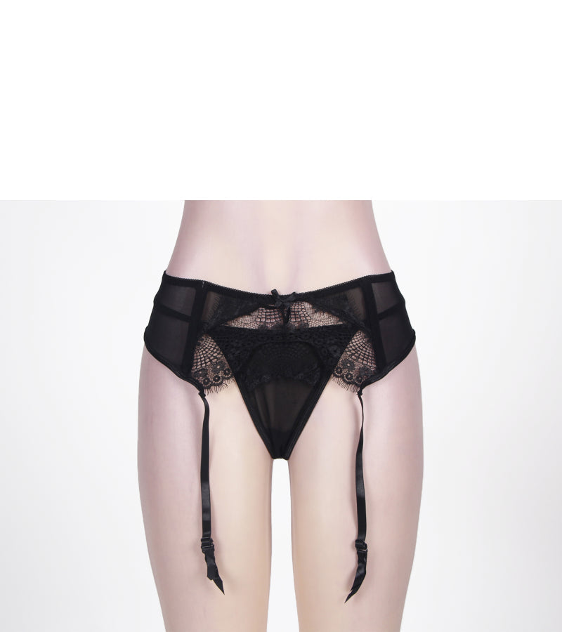 String porte-jarretelles Ă  dentelle fine