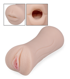 Vaginette et bouche suceuse Romy