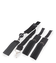 Charger l&#39;image dans la galerie, Bâillon gag-ball avec attache poignets