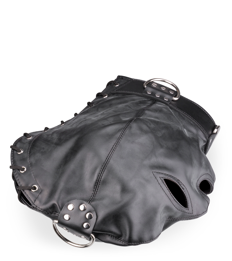 Cagoule BDSM en similicuir trois ouvertures et anneaux