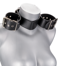 Charger l&#39;image dans la galerie, Contrainte BDSM cou et poignets