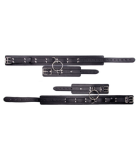 Charger l&#39;image dans la galerie, Contraintes BDSM cuisses et poignets