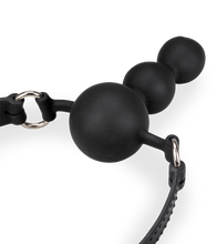 Charger l&#39;image dans la galerie, Gag-ball en silicone avec plug 6,0cm