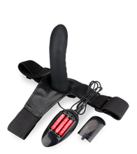 Charger l&#39;image dans la galerie, Gode ceinture courbé creux en silicone vibrant