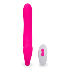 Charger l&#39;image dans la galerie, Gode ceinture sans harnais télécommandé GirlBoss