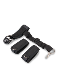 Charger l&#39;image dans la galerie, Kit soumission gag ball et menottes