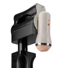 Charger l&#39;image dans la galerie, Masturbateur mains-libres insert vagin The Milkmaid