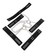 Charger l&#39;image dans la galerie, Menottes en croix et collier soumission
