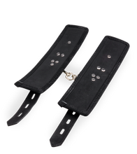 Charger l&#39;image dans la galerie, Menottes poignets réglables cuir BDSM
