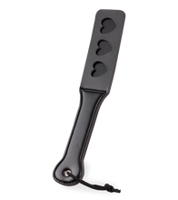 Charger l&#39;image dans la galerie, Paddle BDSM en similicuir avec cœurs